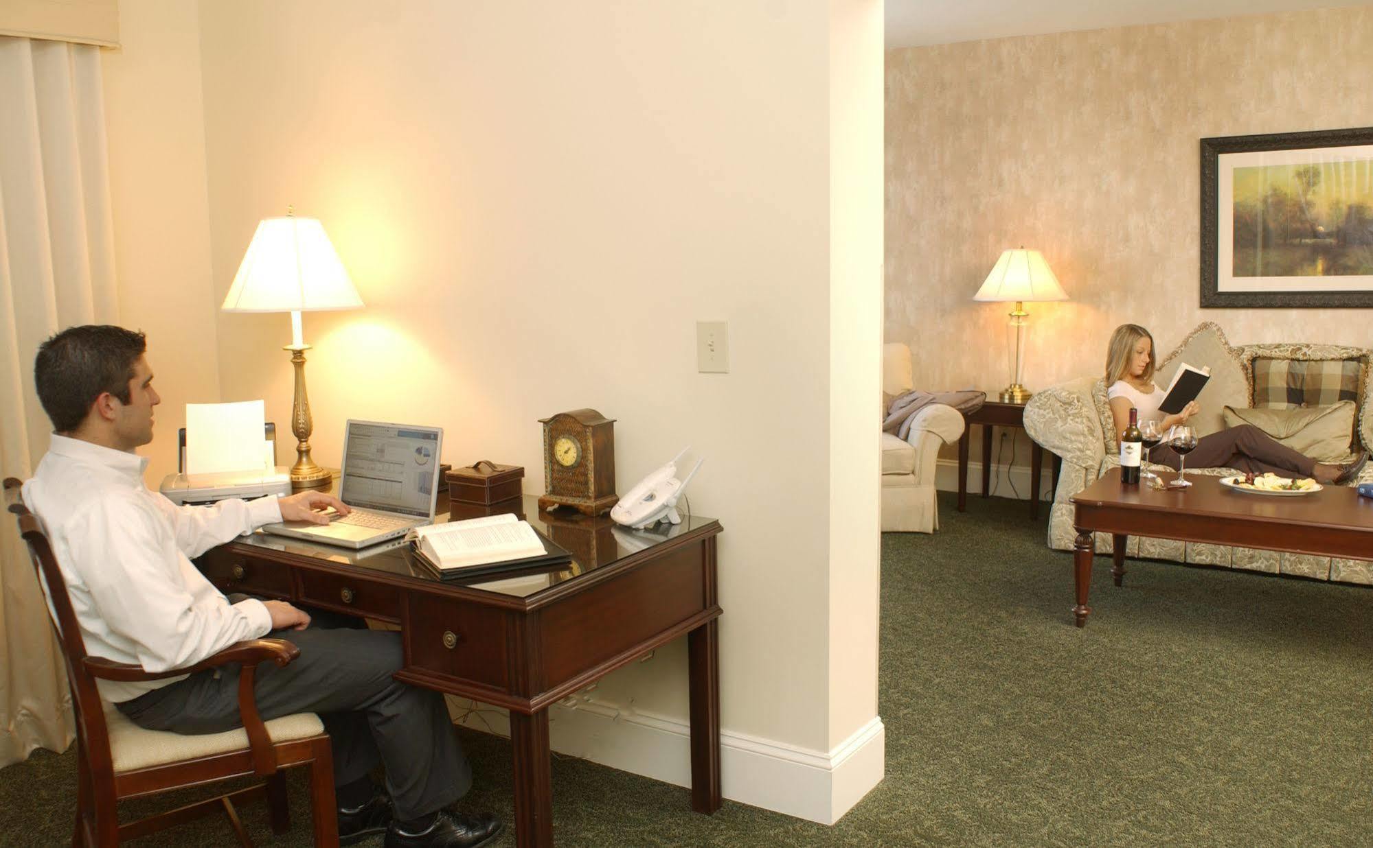 Collegian Hotel & Suites, Trademark Collection By Wyndham Syracuse Exteriör bild