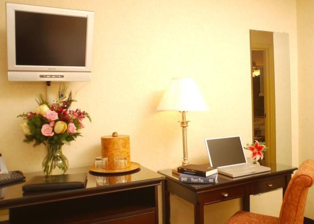 Collegian Hotel & Suites, Trademark Collection By Wyndham Syracuse Exteriör bild